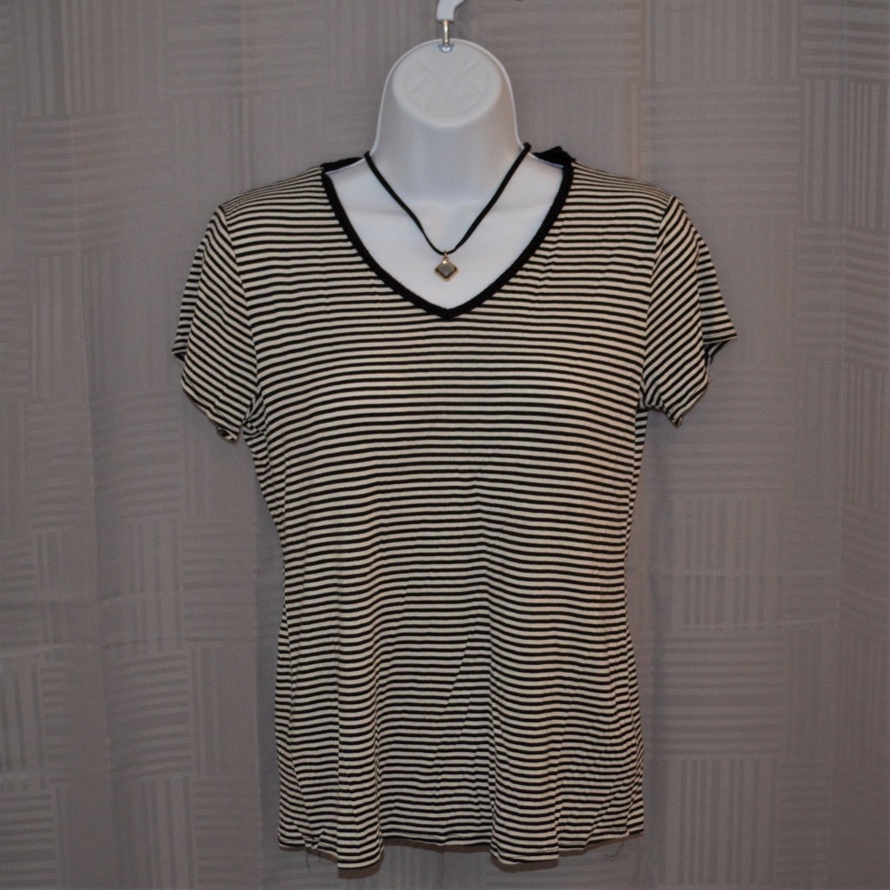 Celly K. top with choker/necklace